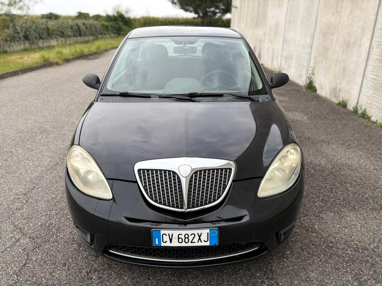 Lancia Ypsilon 1.2 Benzina 60cv NEOPATENTATI