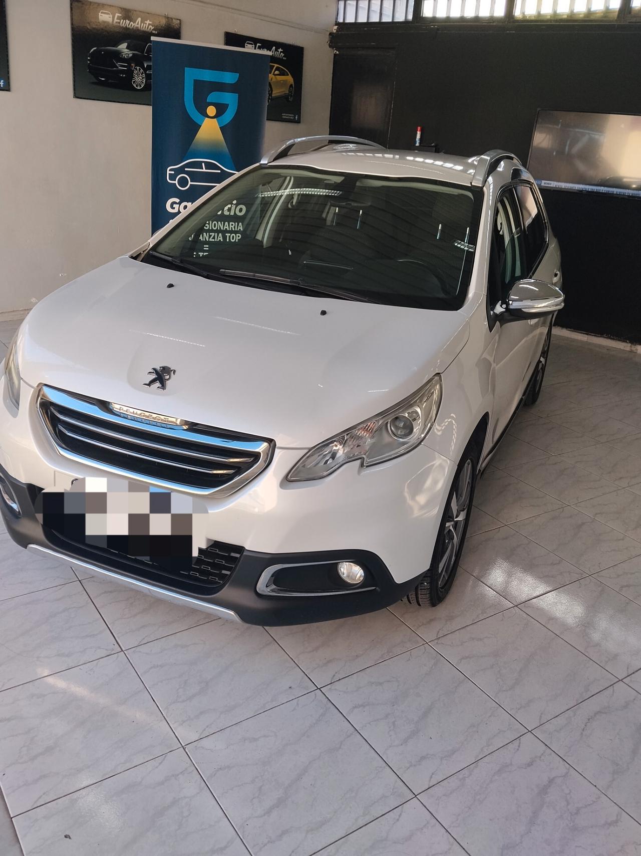 Peugeot 2008 1.6 diesel 2015 CON GARANZIA