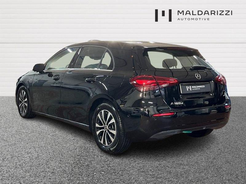 Mercedes-Benz Classe A - W177 2023 A 180 d Advanced auto