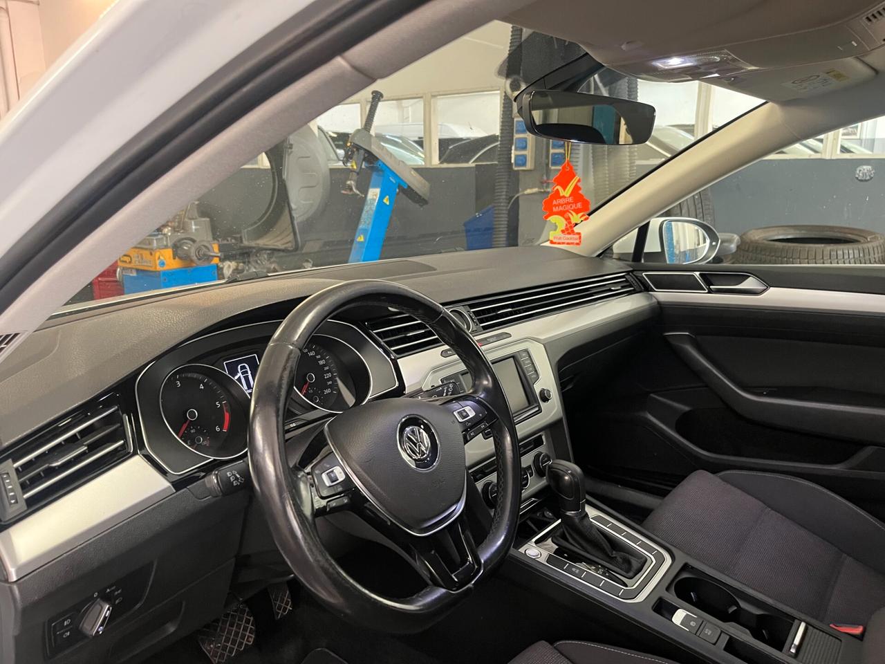 Volkswagen Passat Variant 1.6 TDI Trendline BlueMotion Technology