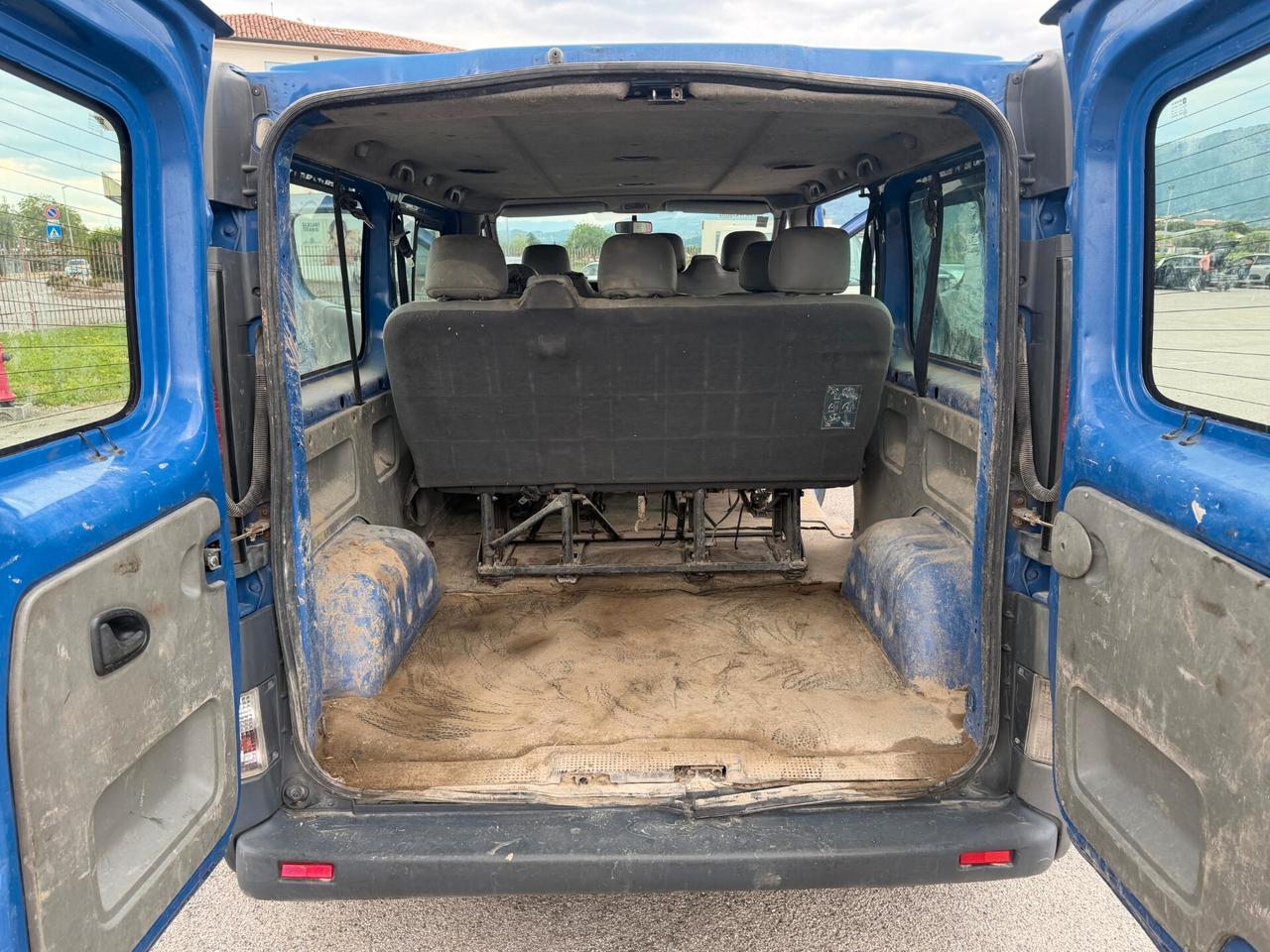 Nissan Primastar 1.9 dCi 9 Posti LEGGI BENE