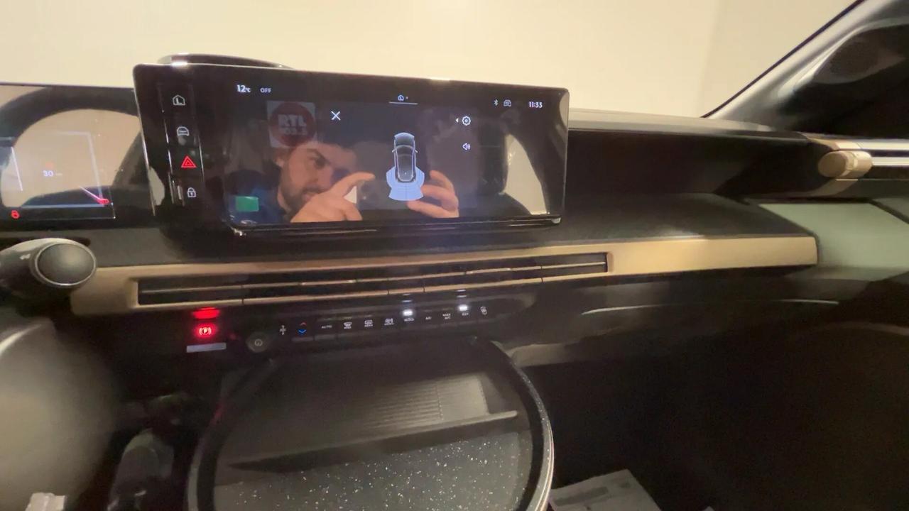Lancia Ypsilon Hybrid e-DCT