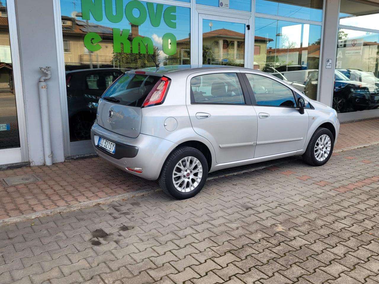 Fiat Punto 1.4 8V 5 porte Easypower Street
