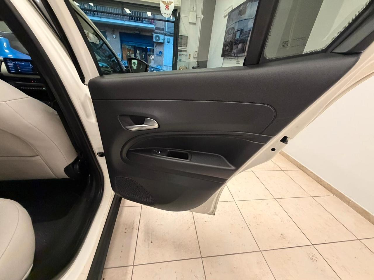 Fiat 600 Hybrid 100 CV DCT MHEV La Prima 230 al mese