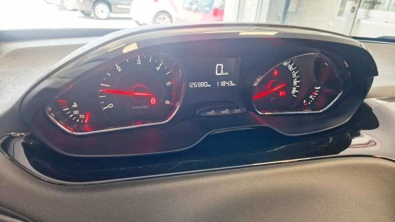 Peugeot 208 1.4 HDi 68 CV Business