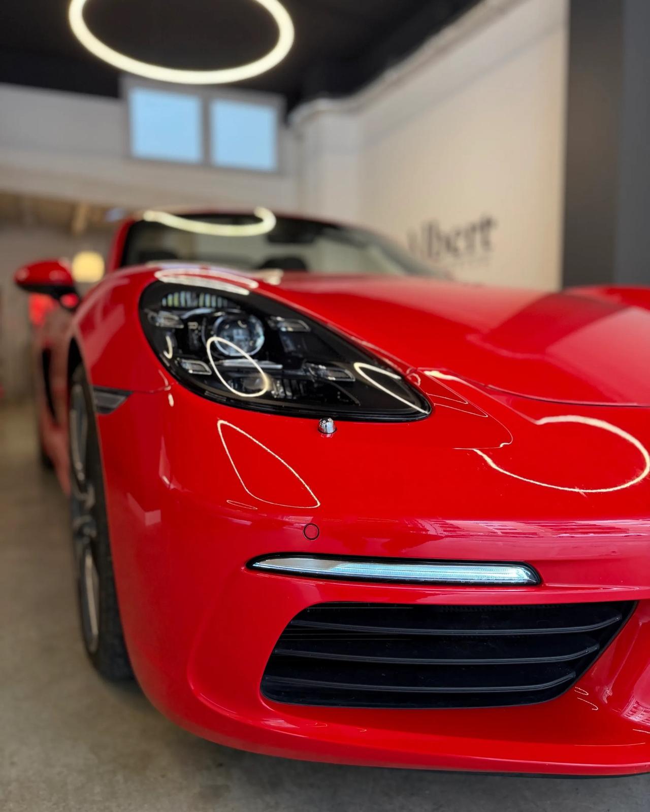 Porsche 718 Spyder Boxster 2.0