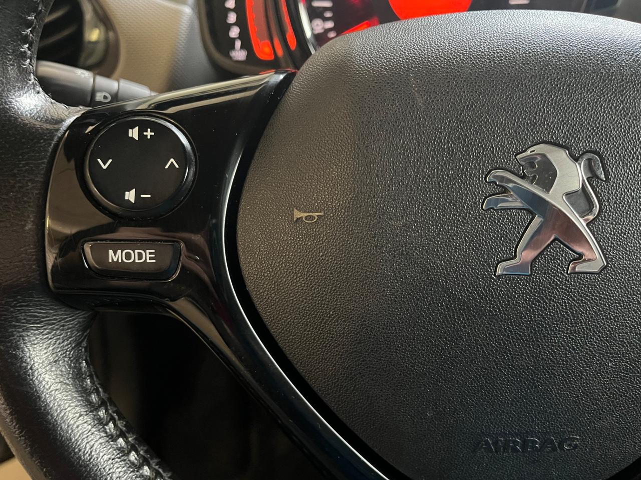 Peugeot 108 VTi 72 S&S 5 porte Allure