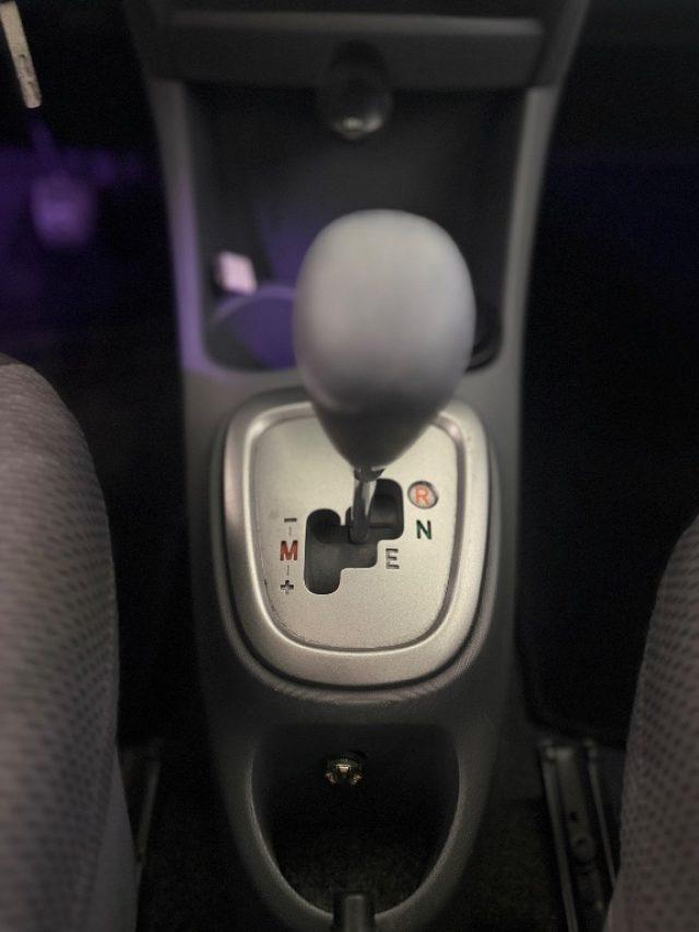 TOYOTA Aygo 1.0 12V VVT-i 5 porte Griffe