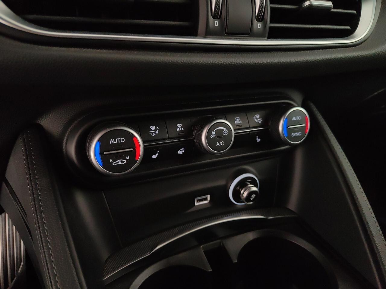 Alfa Romeo Stelvio 2.2 Turbodiesel 210 CV AT8 Q4 Veloce