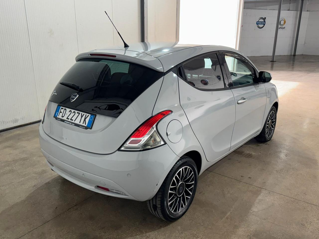 Lancia Ypsilon 1.3 MJT 16V 95 CV 5 porte S&S Mya