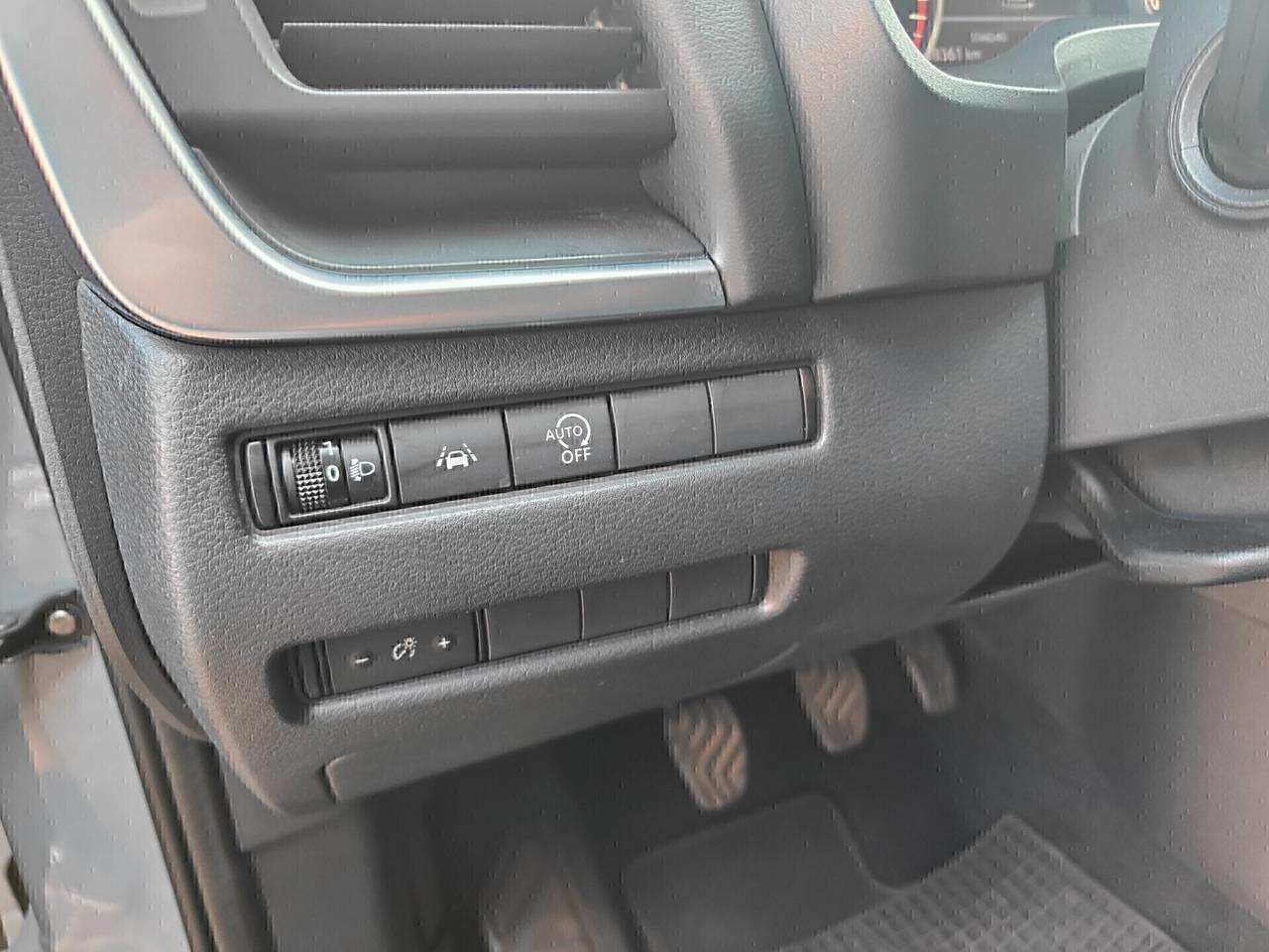 Nissan Qashqai MHEV 140 CV Business