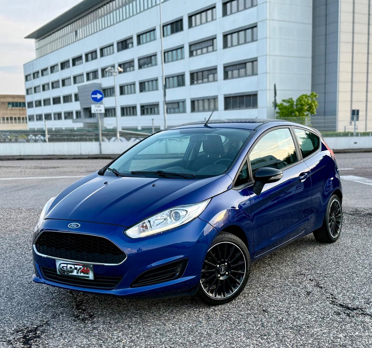 Ford Fiesta 1.5 TDCi 95CV 3 porte Black & White Edition