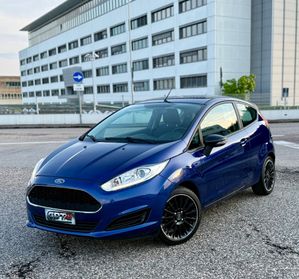 Ford Fiesta 1.5 TDCi 95CV 3 porte Black & White Edition