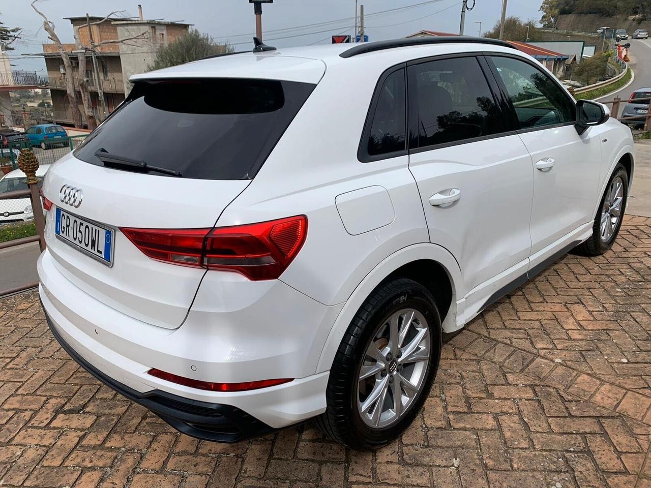Audi Q3 35 TDI S tronic line edition