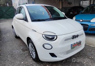 Fiat 500 500e ELETTRICA Berlina 23,8 kWh Action