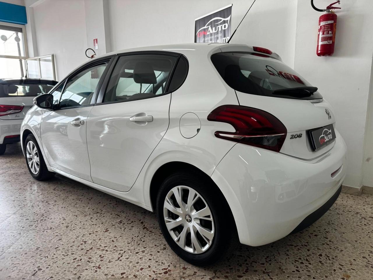 Peugeot 208 1.4 HDi 68 CV 5 porte Business