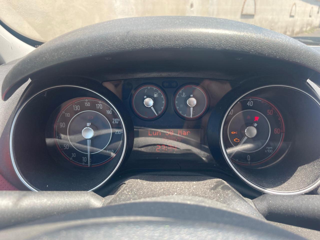 PUNTO EVO 1.3mjt *MARCIANTE- IN PROTEZIONE E FUMO* NO PRIVATI