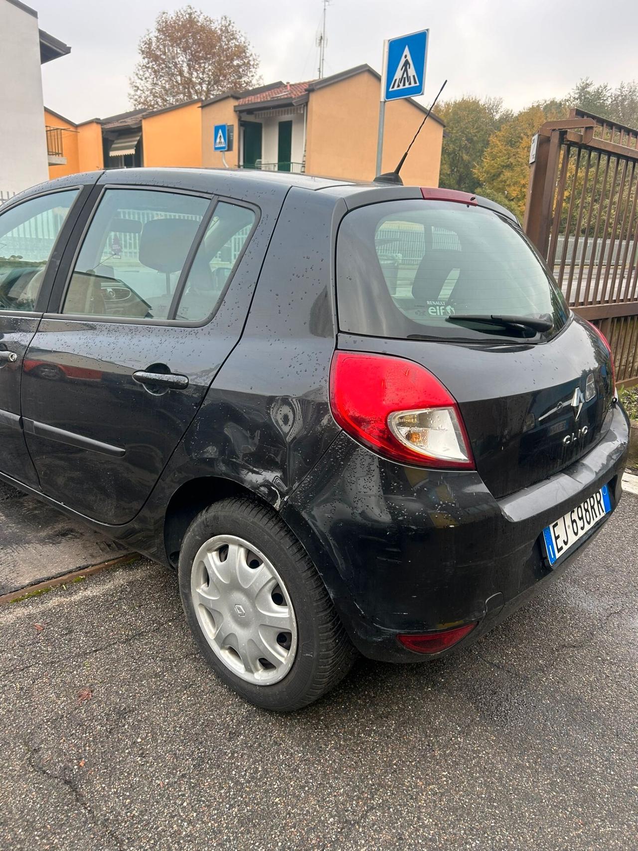 Renault Clio 1.2 16V 5 porte Dynamique