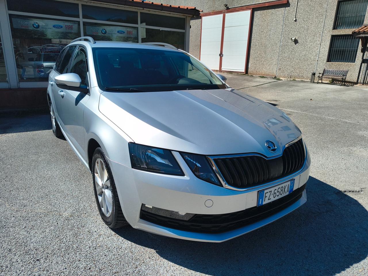SKODA OCTAVIA 1.6 TDI SCR WAGON EXECUTIVE