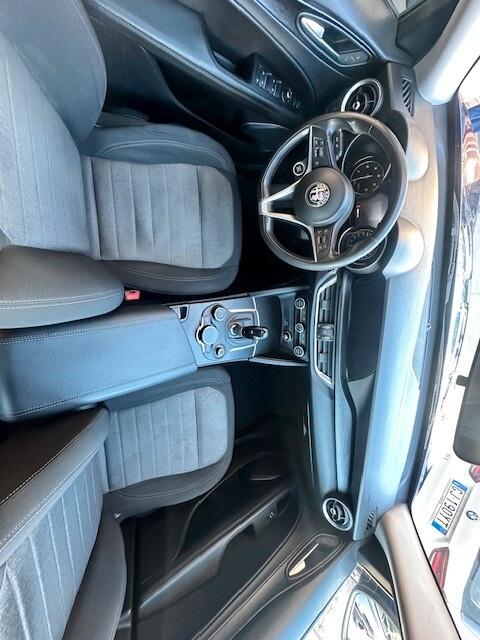 Alfa Romeo Stelvio 2.2 180CV 2018