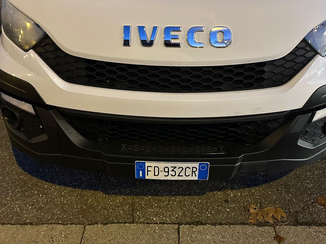 Iveco a telaio ruota singola