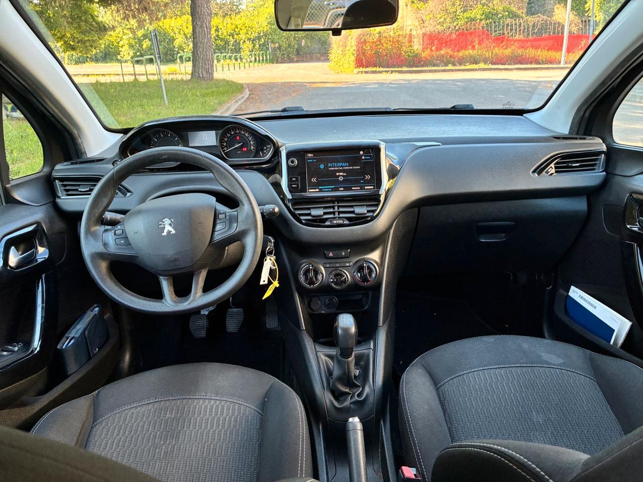 Peugeot 208 PureTech 82 5p. GPL Active