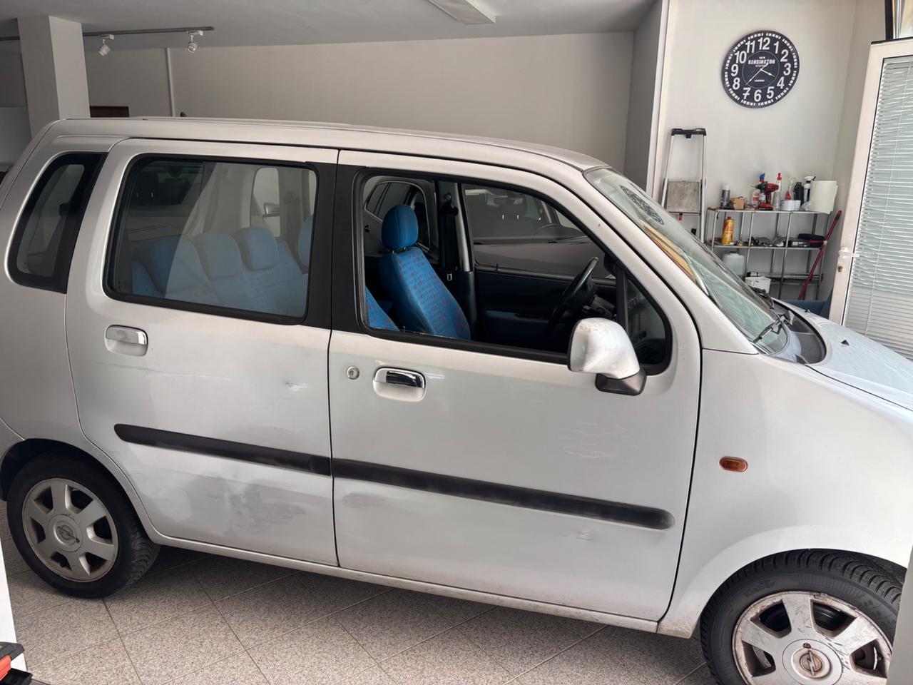 Opel Agila 1.2 16V Color Edition GPL