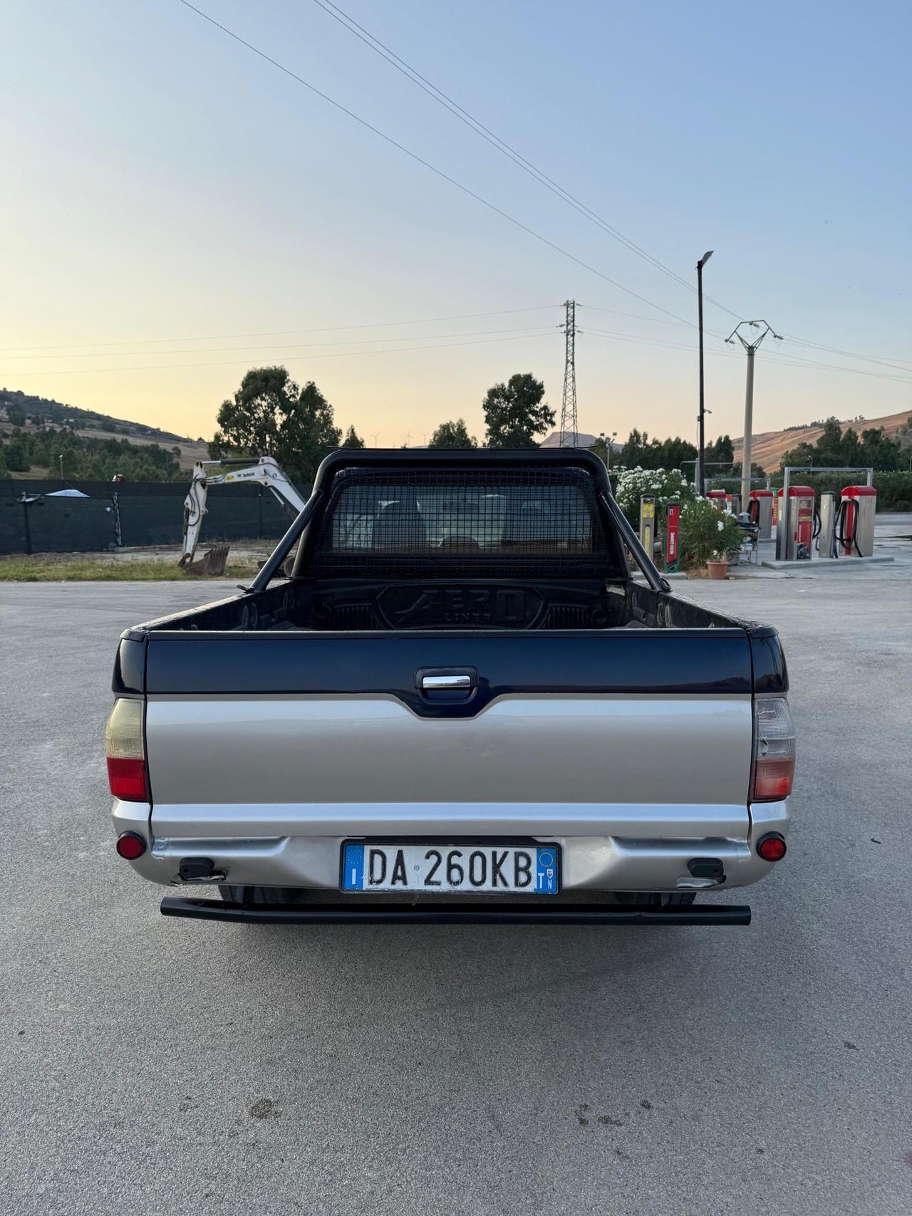 Mitsubishi L200 2.5 116cv