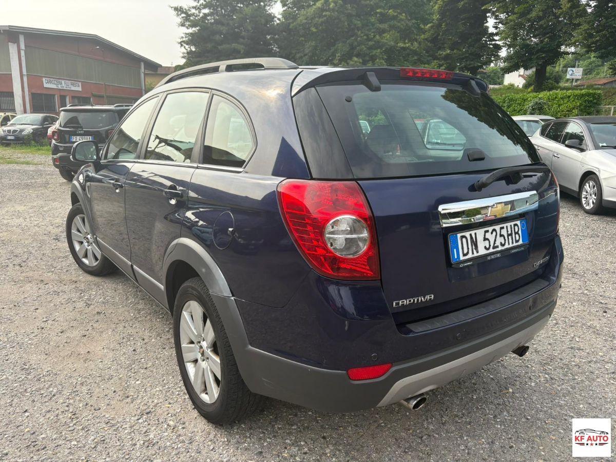 CHEVROLET - Captiva - 2.0 VCDi 4X4 7 POSTI