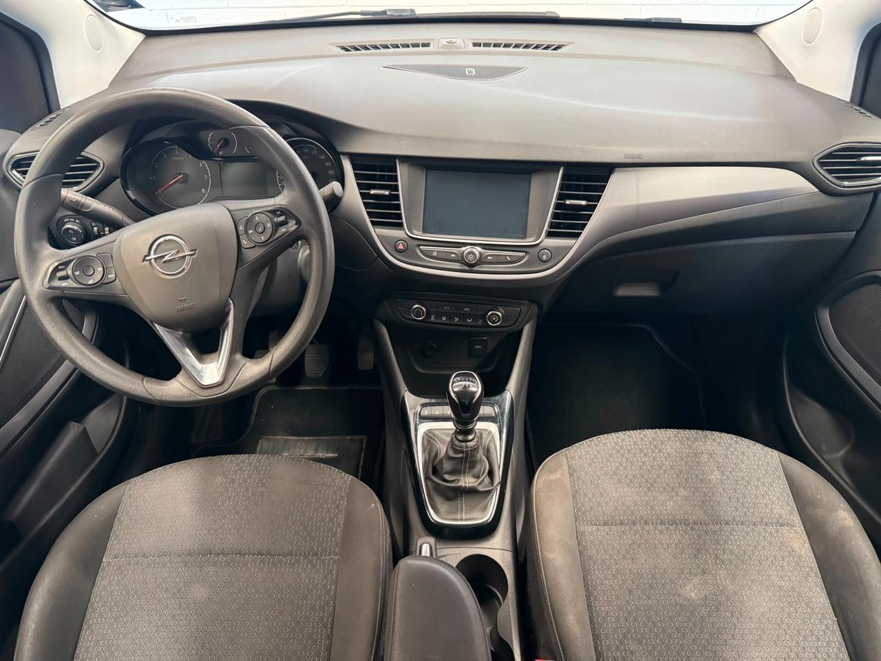 Opel Crossland adatta neopatentati