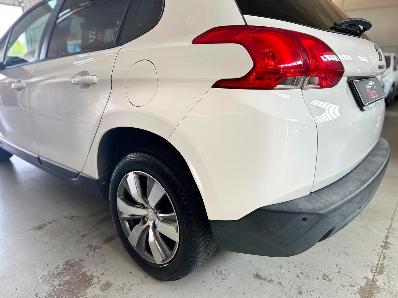 Peugeot 2008 PureTech 82 Allure NEOPATENTATI