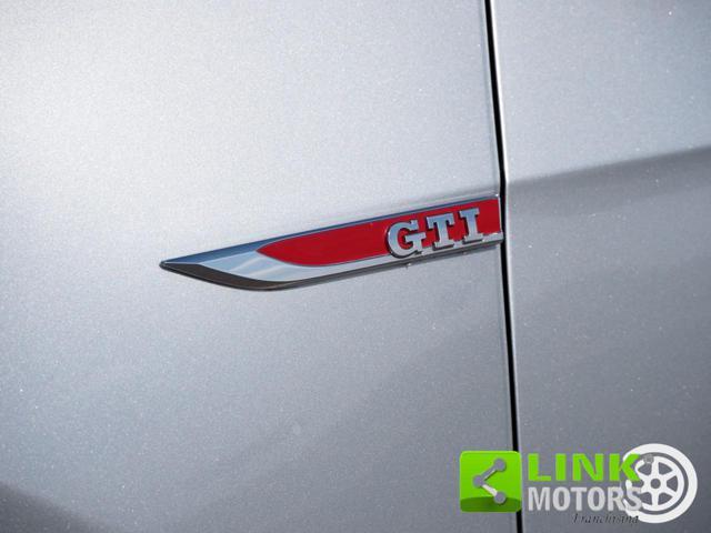 VOLKSWAGEN Golf GTI 2.0 TSI DSG 5p. BlueMotion Technology