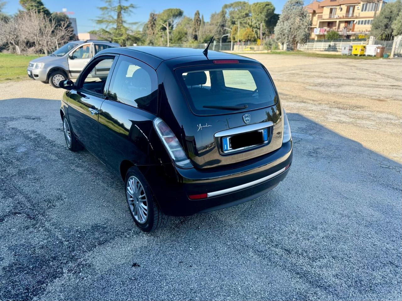 Lancia Ypsilon ecochic 1.4 benzina GPL neopatentati