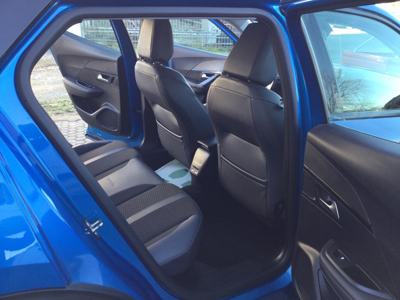 Peugeot 2008 PureTech 130 S&S Allure Pack