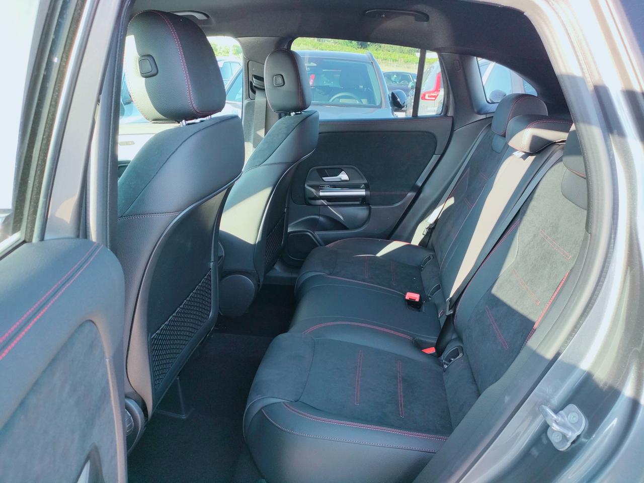 Mercedes-Benz GLA 180 d Automatic
