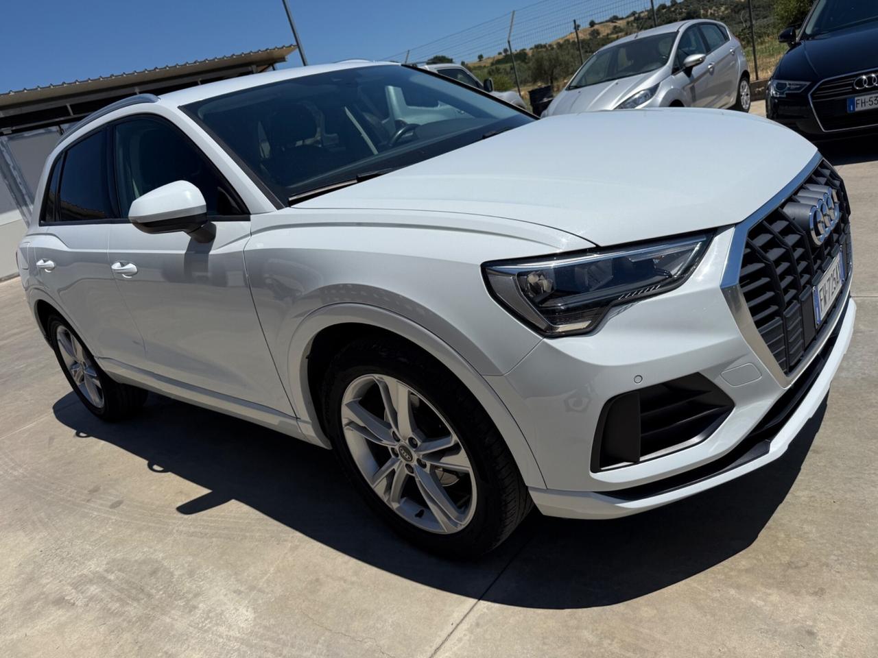 Audi Q3 35 TDI S tronic Business Advanced