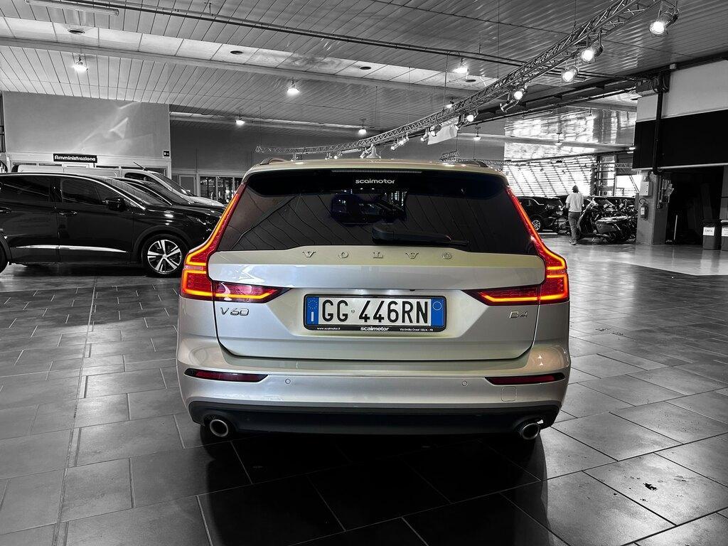 Volvo V60 2.0 B4 Momentum Business Pro