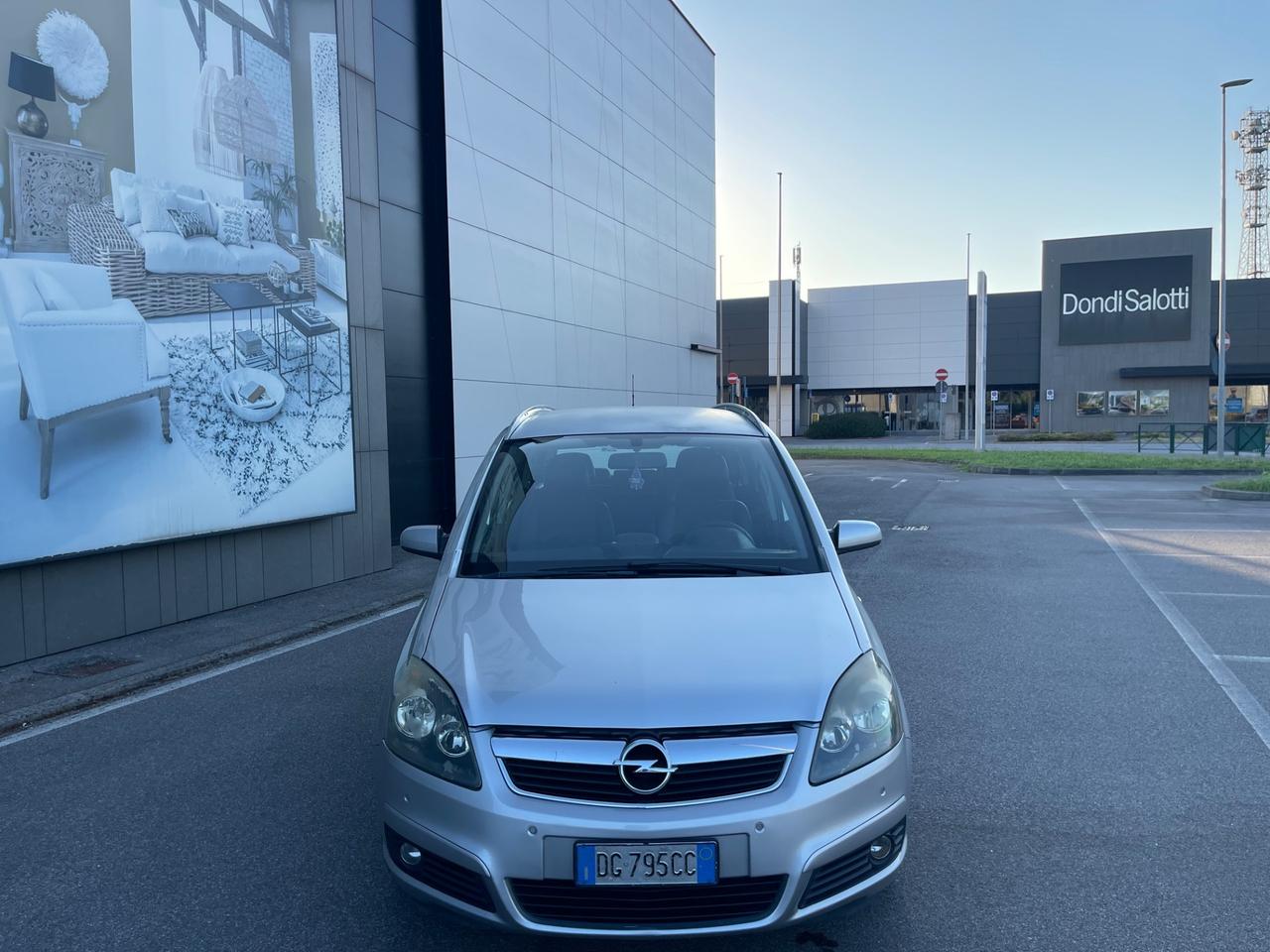 Opel Zafira 1.6 16V Twinport Cosmo
