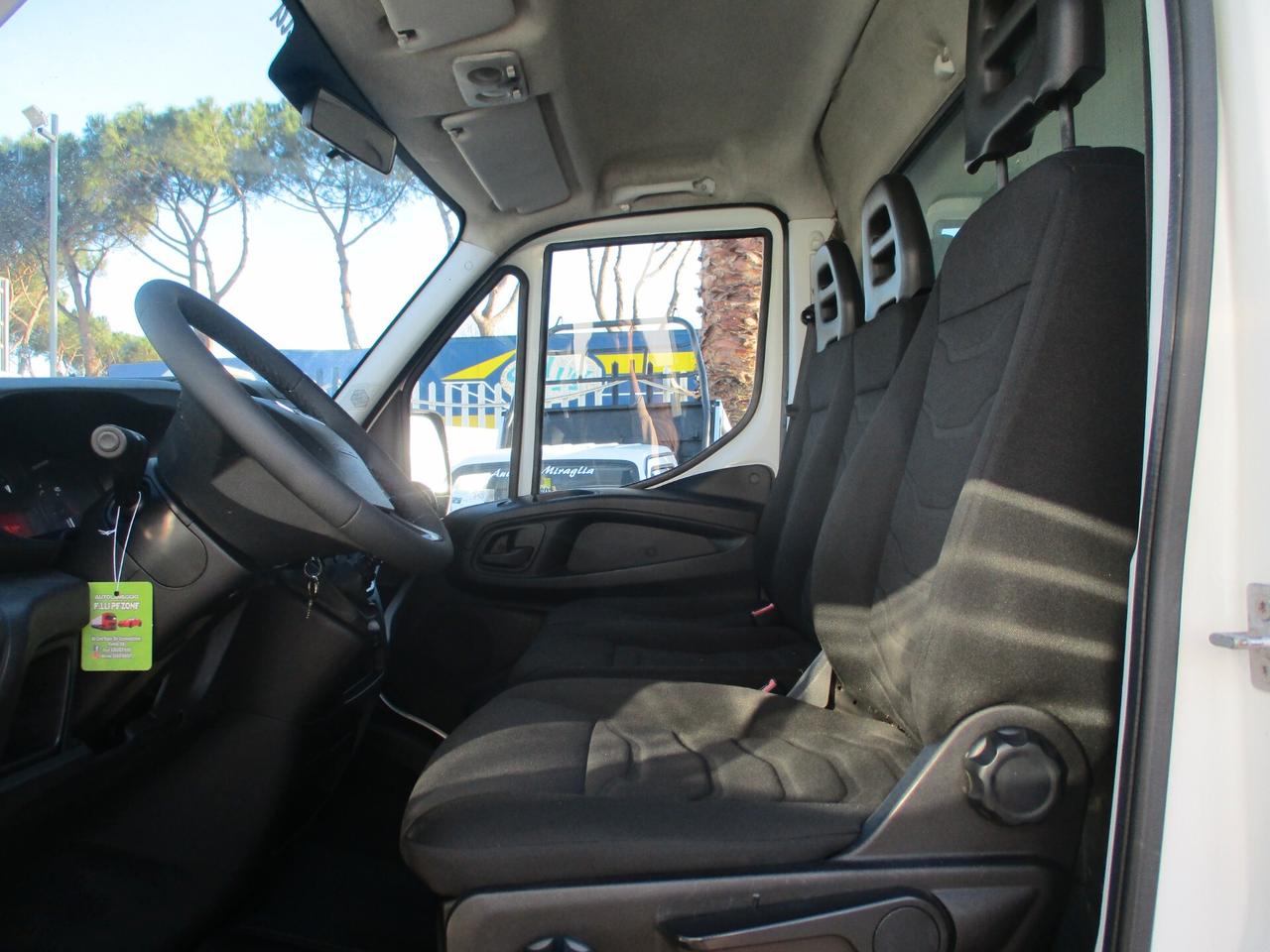 Iveco Daily 35C13 2.3 130CV E5 FURGONE IN LEGA DA 4.30 METRI