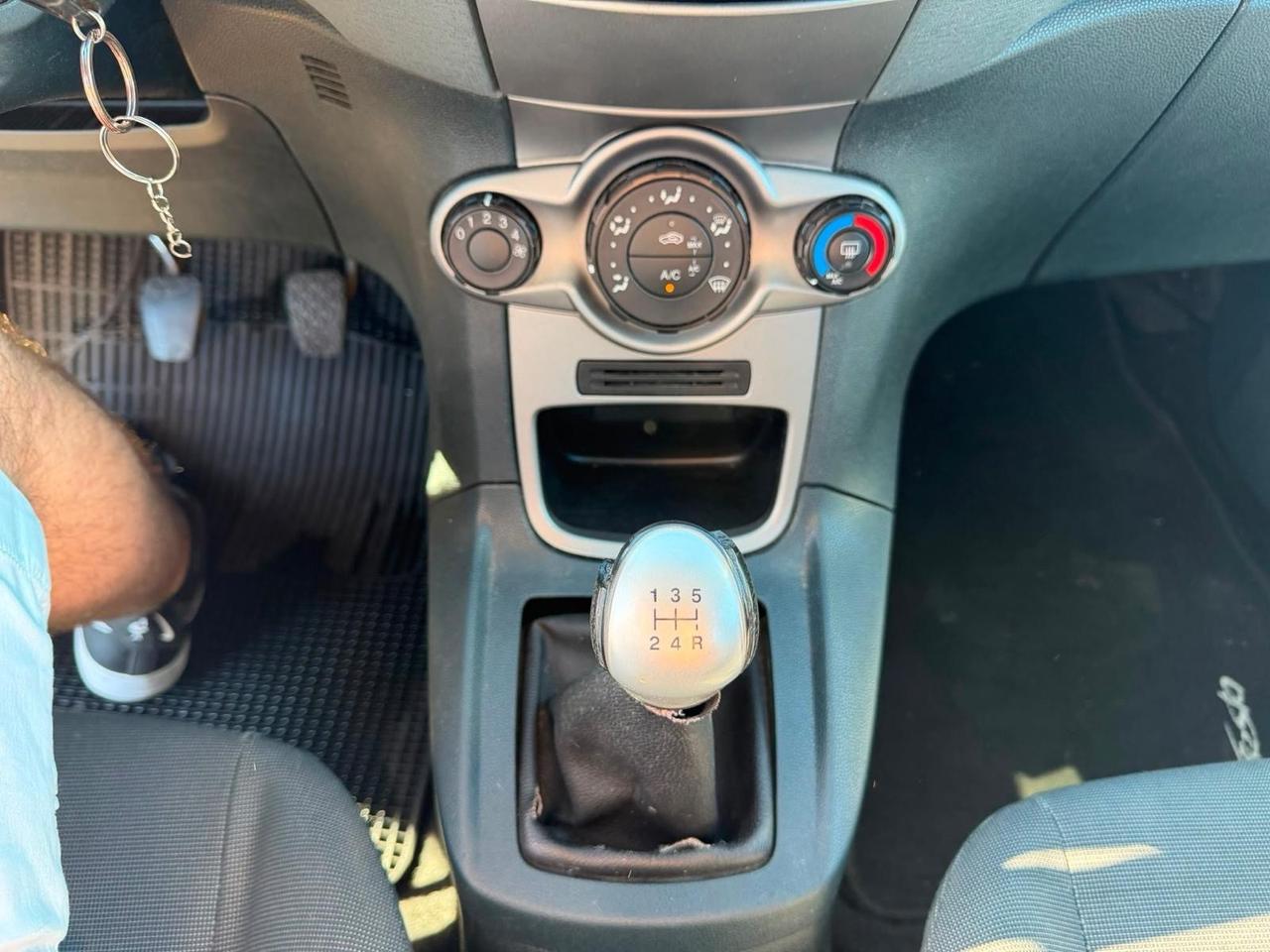 Ford Fiesta 1.2 82 CV 5 porte Titanium