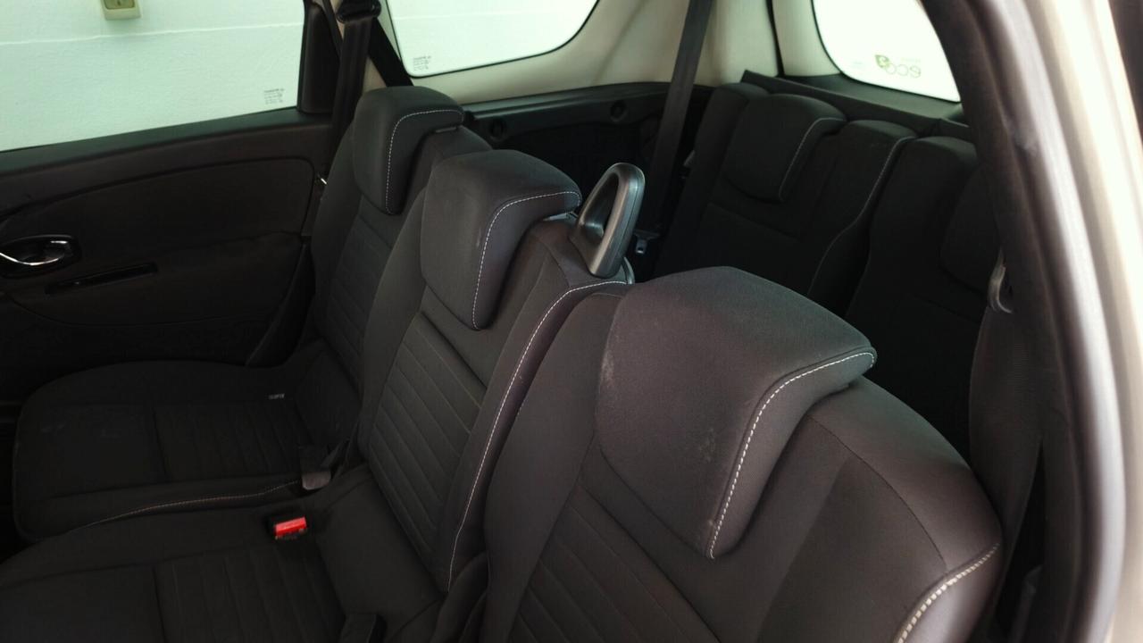 Renault Scénic XMod 1.5 dCi 110CV 7 POSTI