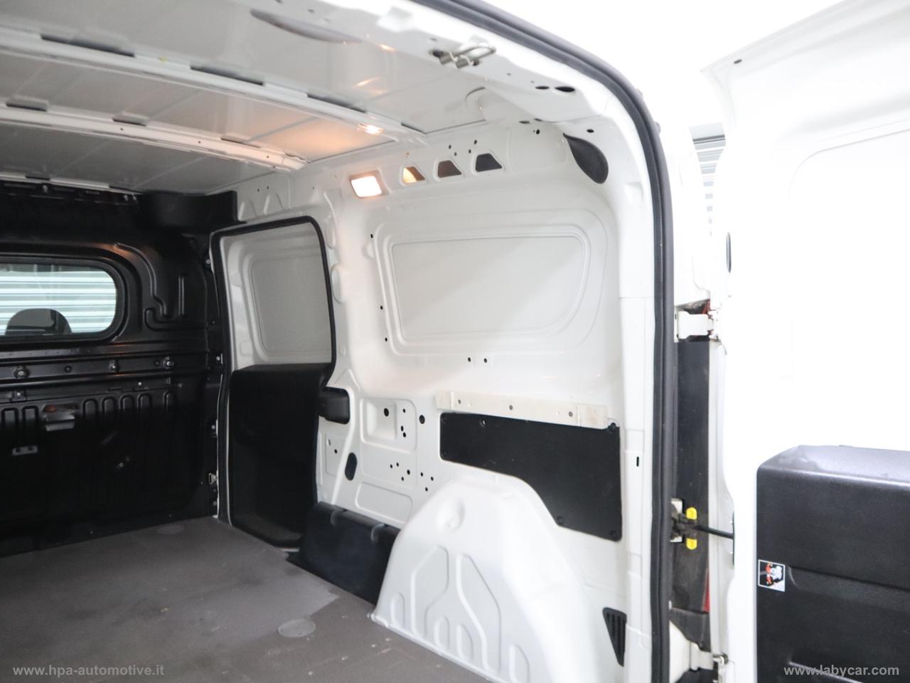 FIAT Doblò 1.6 MJT 120CV MAXI 3 POSTI NAVI RETROCAMERA CLIMA AUTOMATICO