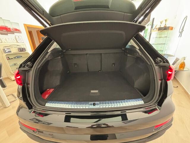 Audi Q3 35 2.0 TDI 150cv S -Tronic Line Edition