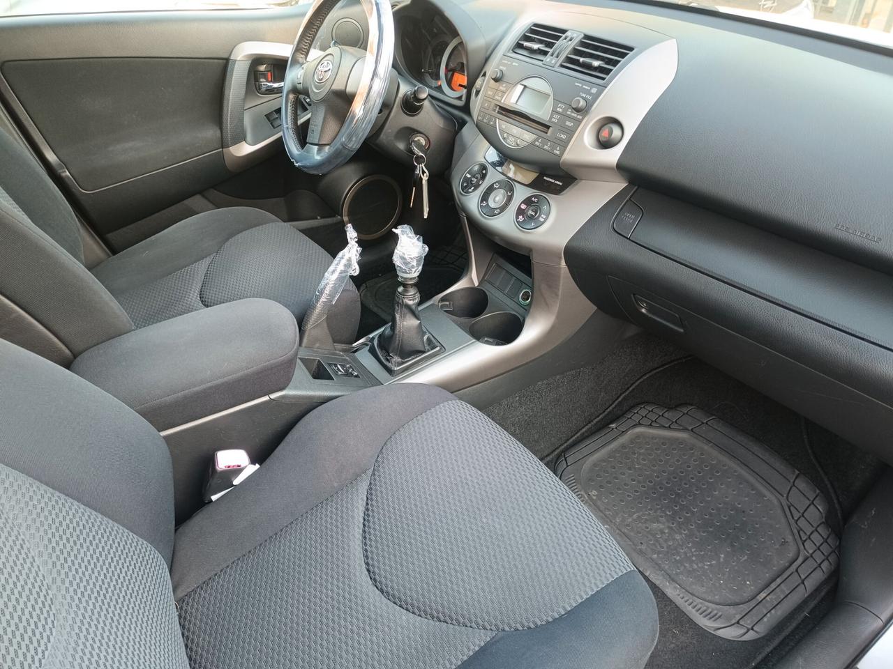 Toyota RAV 4 RAV4 2.2 D-4D 136 CV Luxury