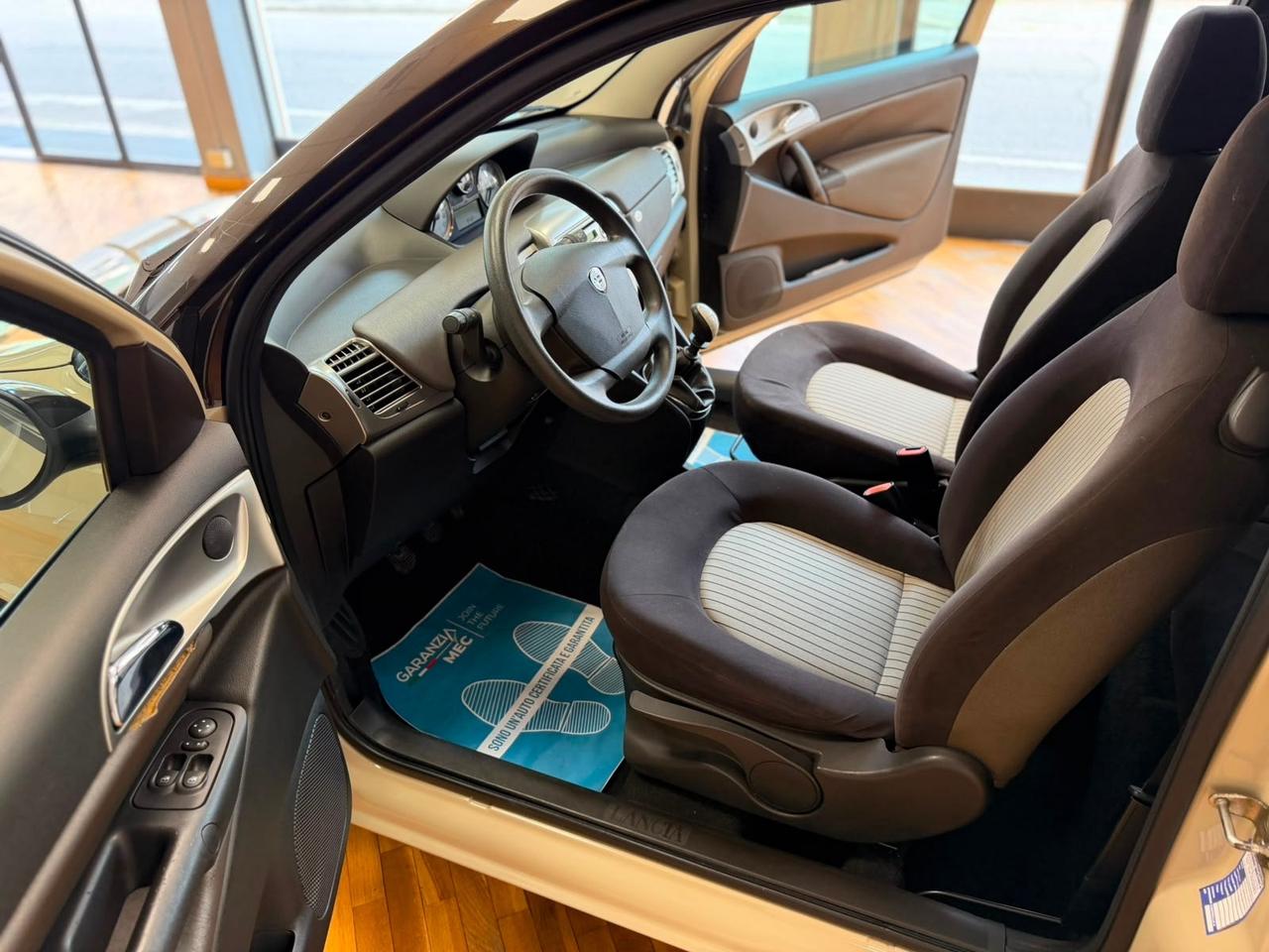 Lancia Ypsilon 1.2