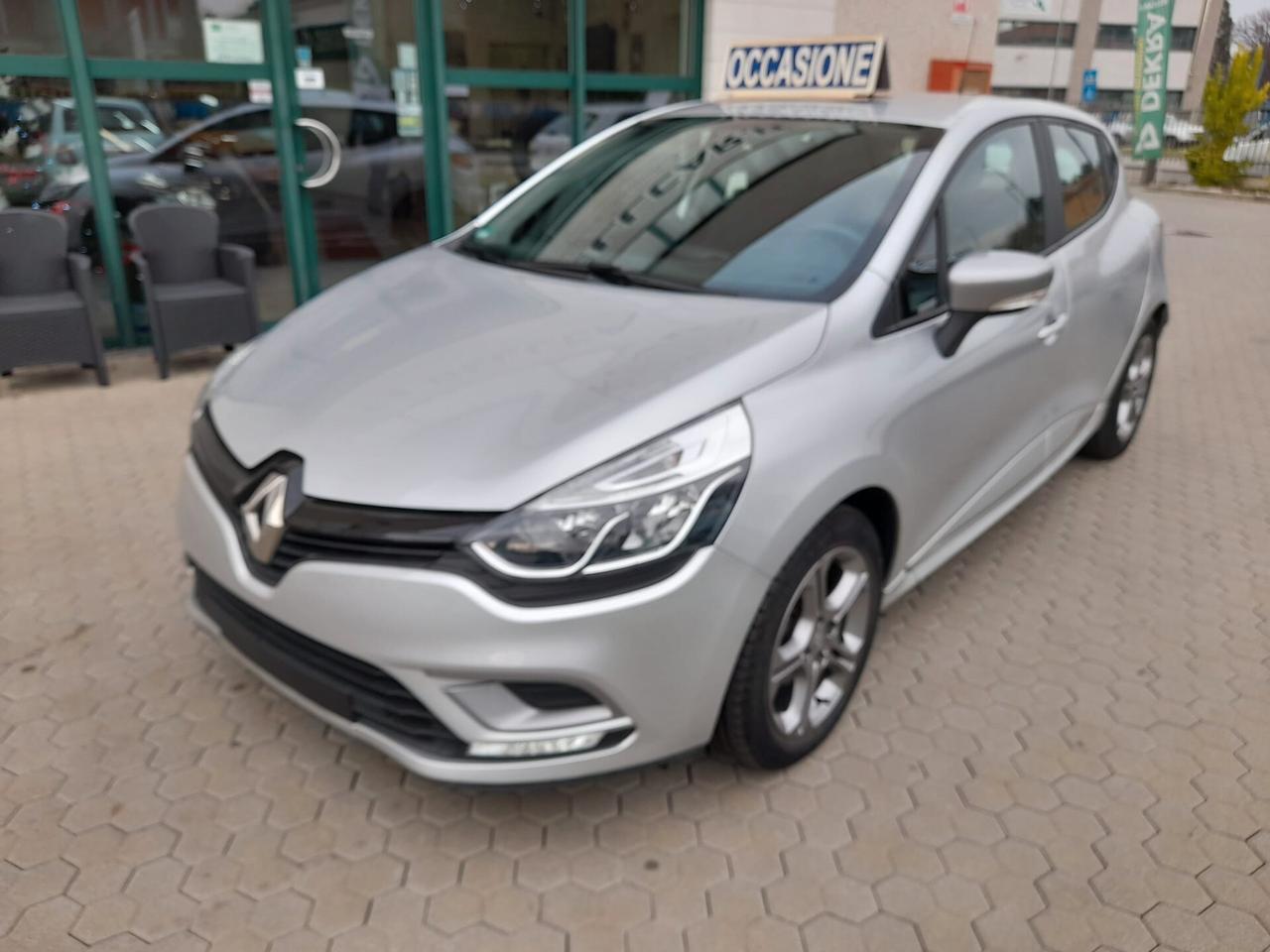 Renault Clio TCe 12V 90CV Start&Stop 5 porte Energy Intens