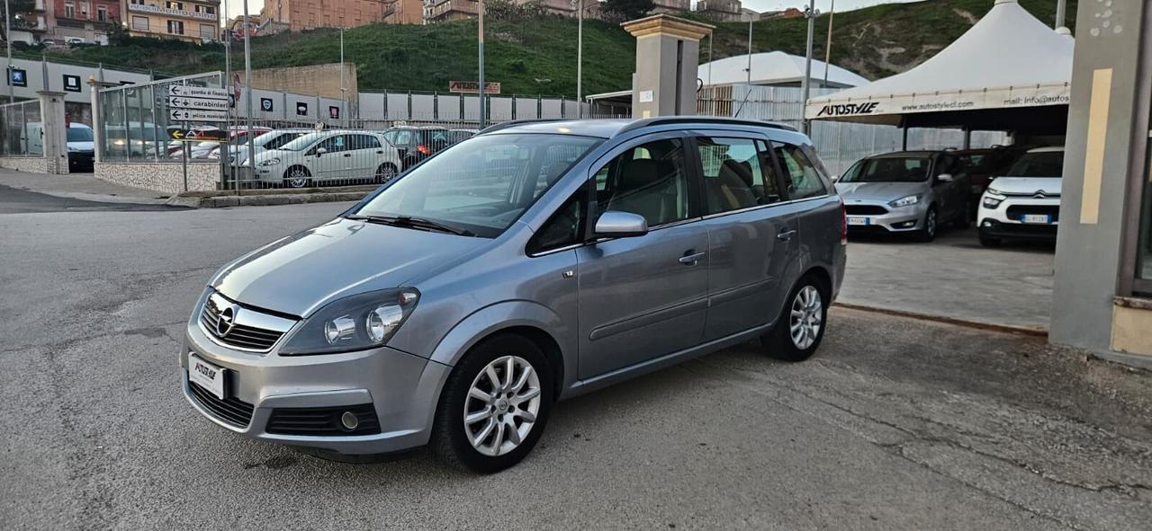 Opel Zafira 7 posti 1.9 CDTI 120CV Cosmo