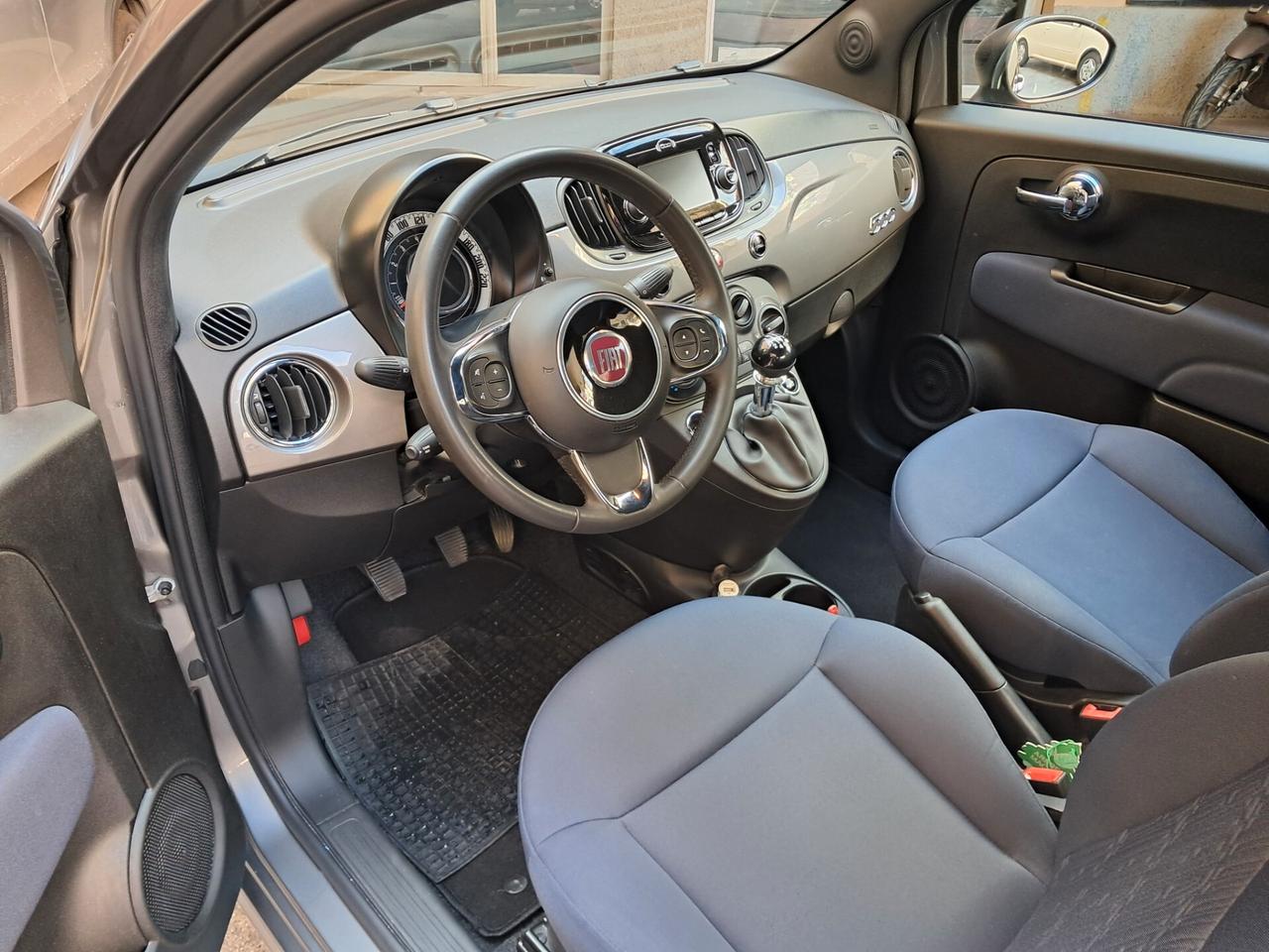 Fiat 500 1.0 Hybrid Red