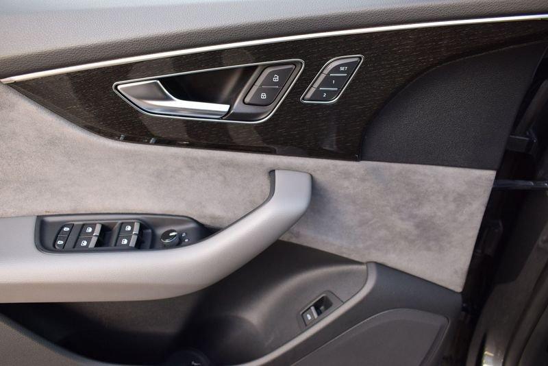 Audi Q8 50 TDI 286 CV SPORT quattro tiptronic S LINE IVA ESPOSTA
