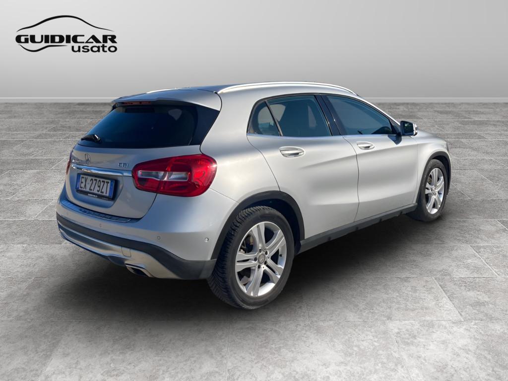 Mercedes-Benz GLA-X156 2014 - GLA 200 d (cdi) Sport